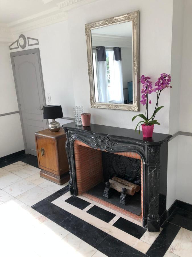 Grand Appartement De Standing "Reve Du Soir" De 170 M2 350 M De La Gare لورد المظهر الخارجي الصورة